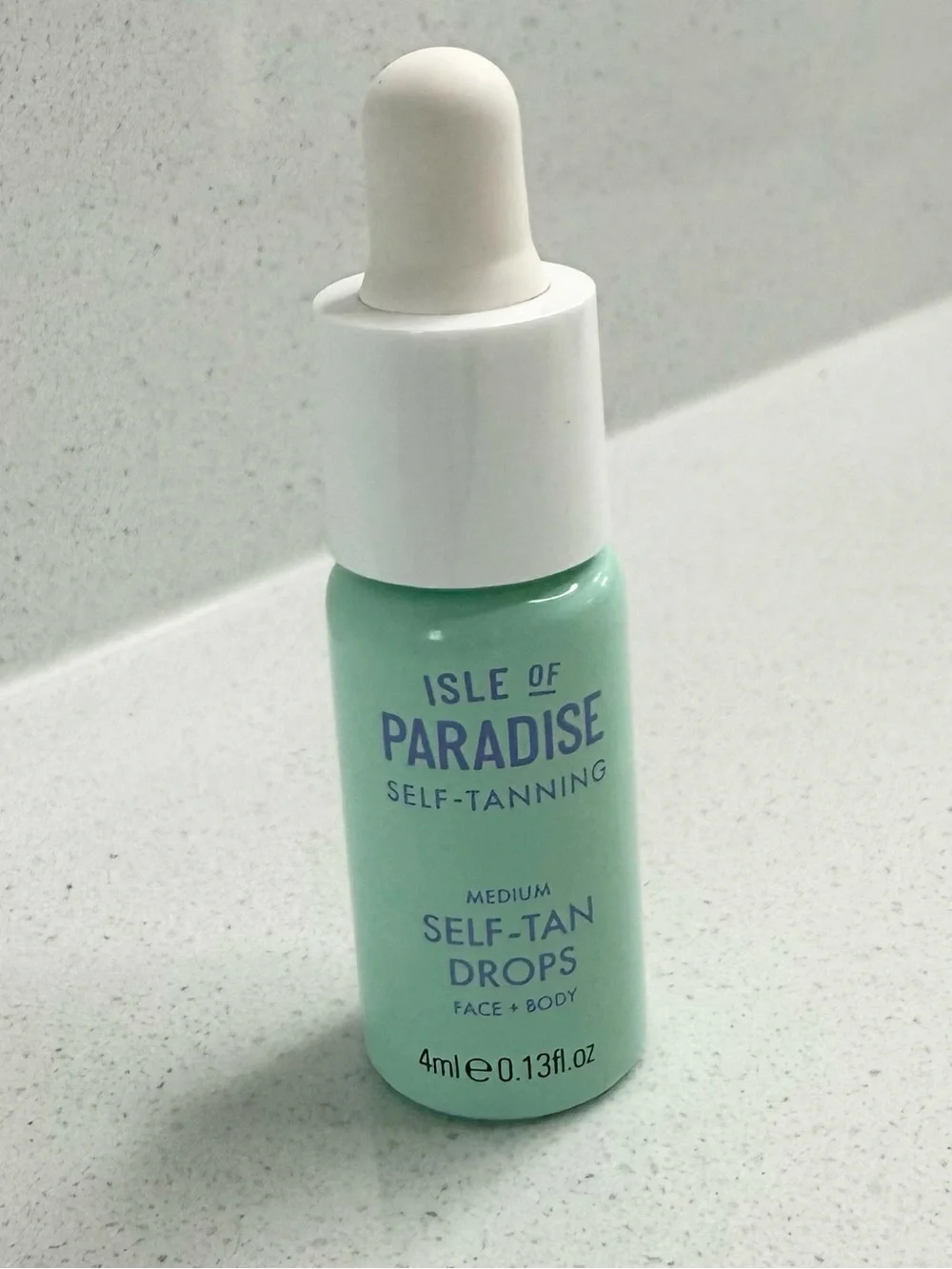 Isle of Paradise Medium Self-Tanning Drops Mini 4mL Bottle